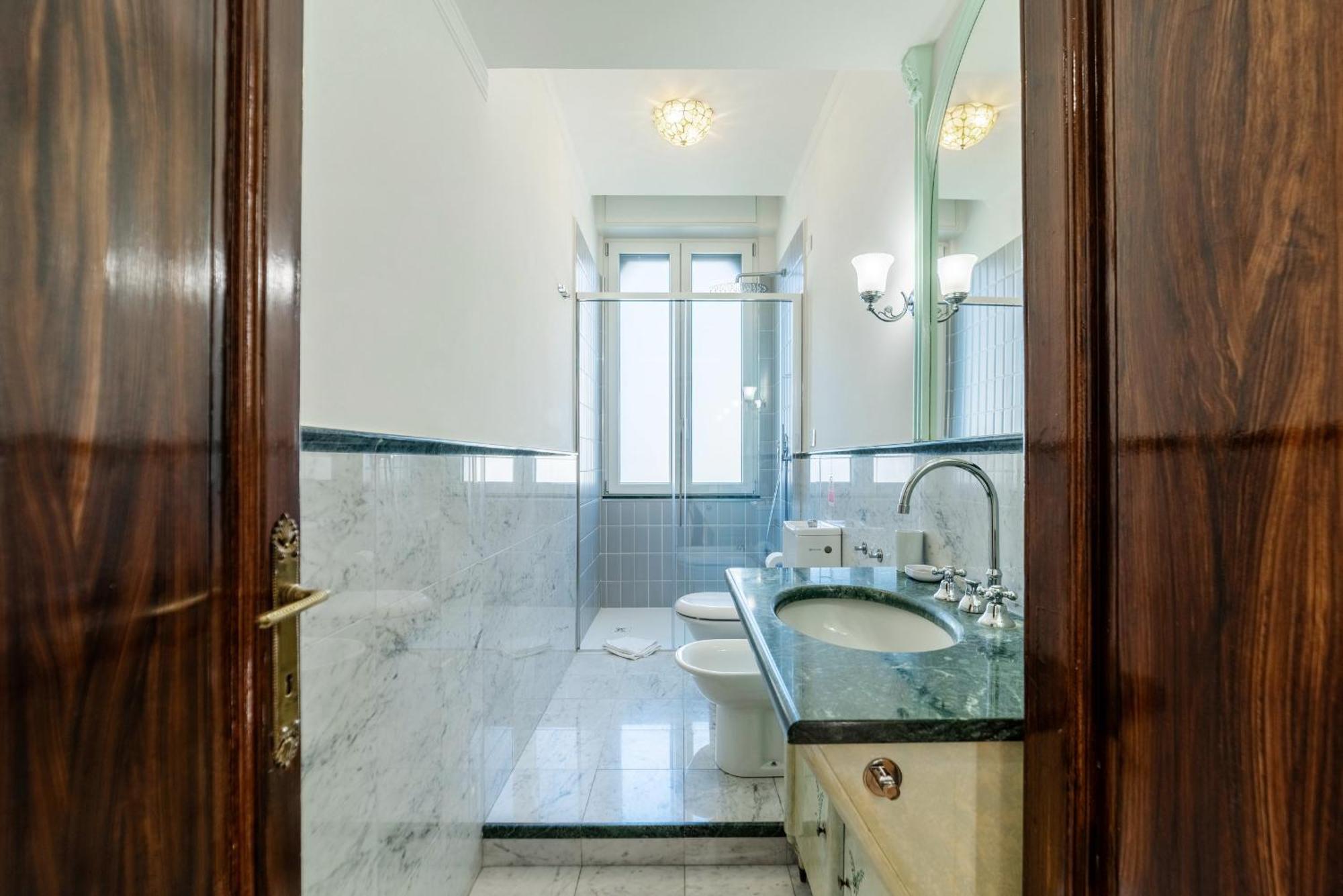 Casa Bella 16 - 8 Min To Metro, 15 Min To Lin Airport, University Area Милан Экстерьер фото